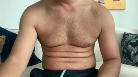 vincee2 online show from 10-25-25, 02:02