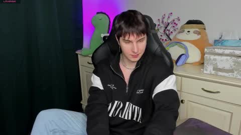 Vincent Strong online show from 02-08-26, 06:00