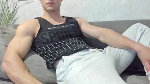 Snapshot of vincent_o chatting on 12-24-24, 07:55 Vincent. uncut 18cm online show from 12-24-24, 07:55