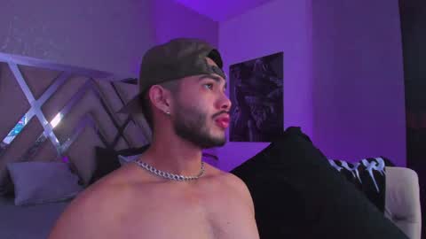 Vincent online show from 06-09-26, 04:24
