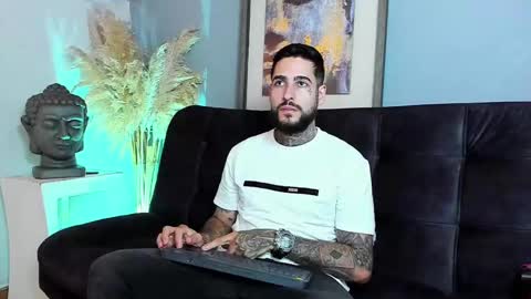 Vincent Sartori online show from 11-24-25, 07:57