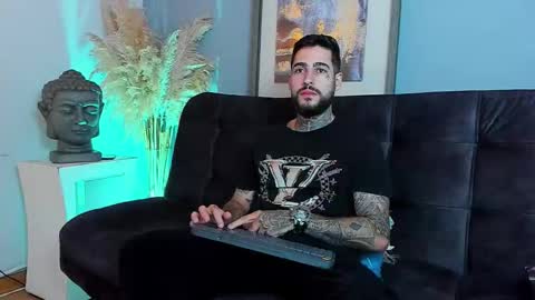 Vincent Sartori online show from 11-26-25, 07:48