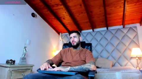 Snapshot of vincentsartori chatting on 04-13-26, 12:32 Vincent Sartori online show from 04-13-26, 12:32