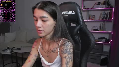 vinkitinkii online show from 01-19-25, 09:55