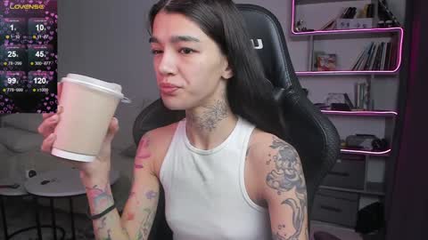 vinkitinkii online show from 01-26-25, 06:28