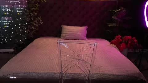 Snapshot of vinnasky chatting on 05-29-26, 06:55 Milla online show from 05-29-26, 06:55