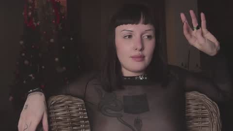 Diva Silvia online show from 12-25-24, 09:11