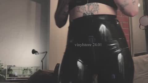 Diva Silvia online show from 01-24-25, 08:00