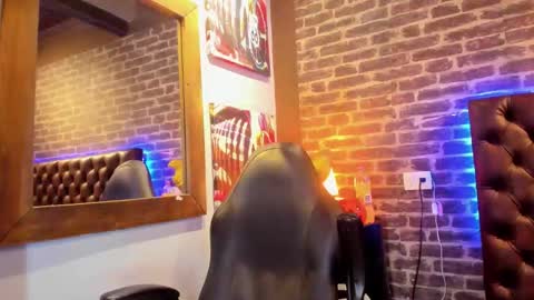 ---Vinzen--- online show from 10-31-25, 06:20