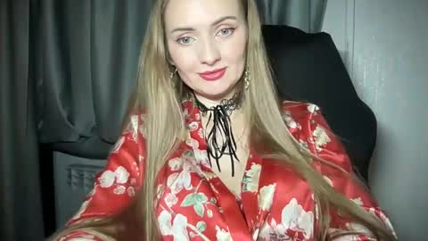 Snapshot of viola_1 chatting on 02-09-25, 01:22 Funny girl online show from 02-09-25, 01:22