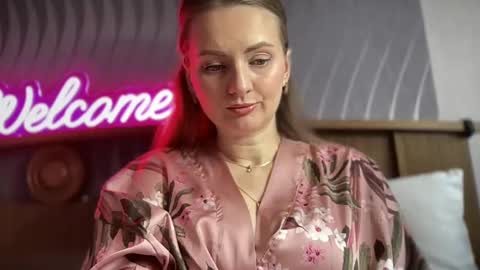 Snapshot of viola_1 chatting on 02-17-25, 09:56 Funny girl online show from 02-17-25, 09:56