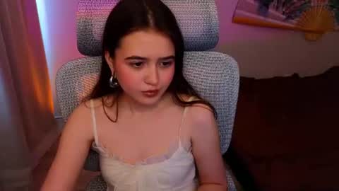 Snapshot of viola_hight chatting on 07-05-26, 10:33 Viola online show from 07-05-26, 10:33