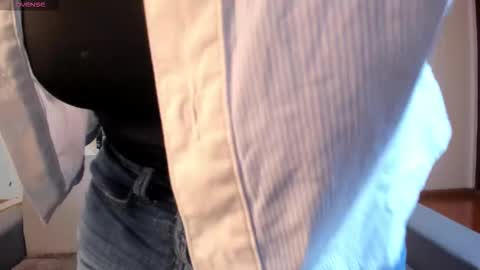 Violett  Everyday From 0530 to 1430 Col Time online show from 01-07-26, 10:51