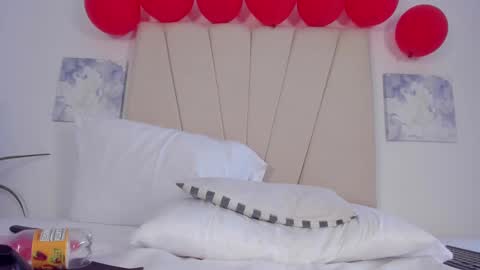 Violet online show from 02-14-25, 08:15