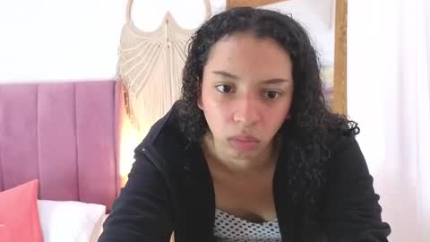 violet__15 online show from 02-26-26, 12:04