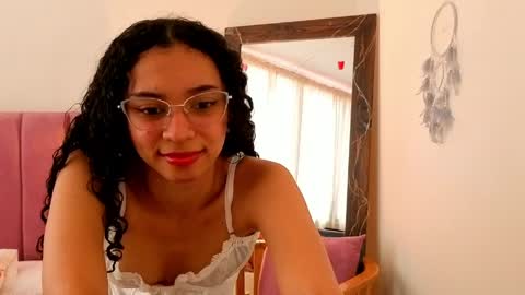 Snapshot of violet__15 chatting on 05-04-26, 12:56 violet__15 online show from 05-04-26, 12:56