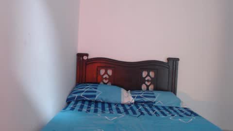 Violet online show from 02-17-26, 01:29