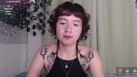Snapshot of violet_bluee chatting on 07-14-26, 10:21 Violet online show from 07-14-26, 10:21