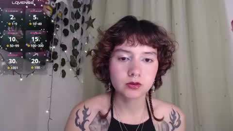 Snapshot of violet_bluee chatting on 08-09-26, 07:24 Violet online show from 08-09-26, 07:24