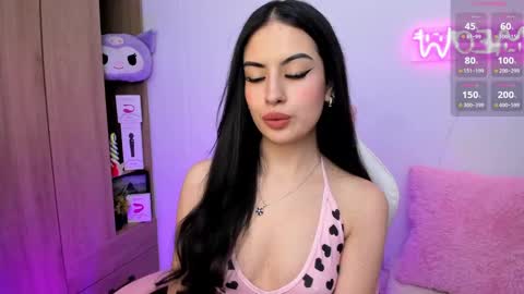 Snapshot of violet_catt chatting on 12-03-24, 04:50 Violeta  online show from 12-03-24, 04:50