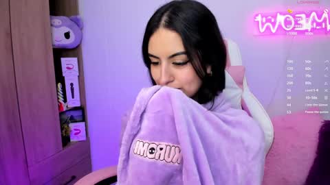Snapshot of violet_catt chatting on 12-06-24, 08:18 Violeta  online show from 12-06-24, 08:18