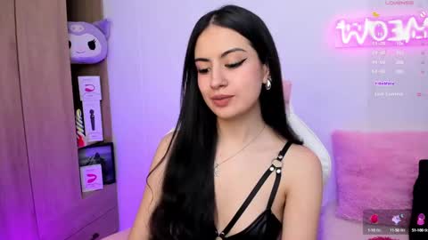 Snapshot of violet_catt chatting on 12-12-24, 05:04 Violeta  online show from 12-12-24, 05:04