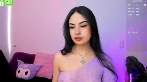 Snapshot of violet_catt chatting on 09-09-25, 07:13 Violeta  online show from 09-09-25, 07:13