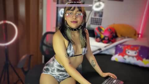 Snapshot of violet_hentai01 chatting on 02-19-25, 11:04 Violete Hentai01 online show from 02-19-25, 11:04