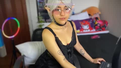 Snapshot of violet_hentai01 chatting on 02-21-25, 09:22 Violete Hentai01 online show from 02-21-25, 09:22