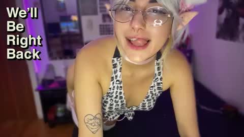 Snapshot of violet_hentai01 chatting on 03-06-25, 03:56 Violete Hentai01 online show from 03-06-25, 03:56