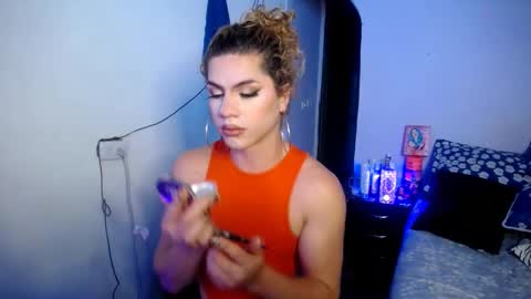 violet_hyuga online show from 11-04-25, 03:38