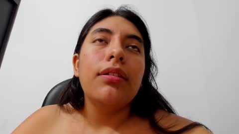 Snapshot of violet_sg chatting on 07-25-26, 03:09 violet online show from 07-25-26, 03:09