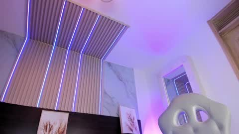 Violeta online show from 02-22-25, 05:46