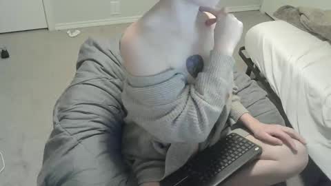 Snapshot of violet_winter97 chatting on 12-18-24, 02:42 violet_winter97 online show from 12-18-24, 02:42