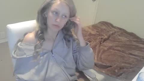 Snapshot of violet_winter97 chatting on 12-29-24, 09:52 violet_winter97 online show from 12-29-24, 09:52