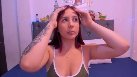 Violeta online show from 04-12-26, 05:34