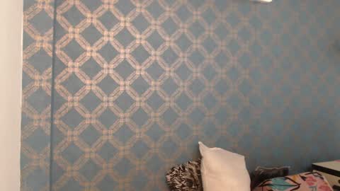 Snapshot of violeta_cute18 chatting on 02-02-25, 01:23 Violeta online show from 02-02-25, 01:23