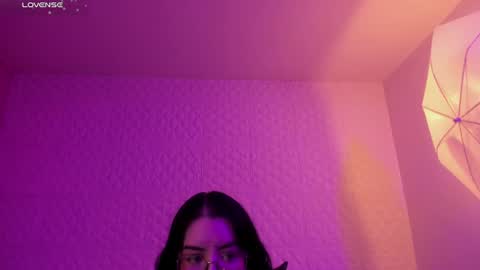     online show from 06-10-26, 09:03
