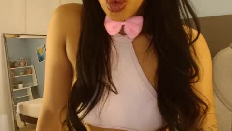 Snapshot of violeta_leon chatting on 10-13-25, 12:16 Violeta leon online show from 10-13-25, 12:16