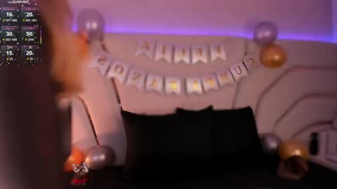 Snapshot of violeta_marquez chatting on 05-30-26, 12:02 violeta_marquez online show from 05-30-26, 12:02