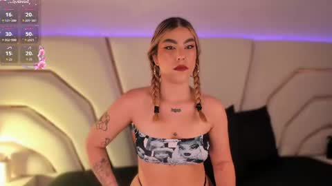 Snapshot of violeta_marquez chatting on 07-14-26, 11:27 violeta_marquez online show from 07-14-26, 11:27
