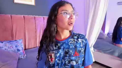 Violeta online show from 06-12-26, 06:29