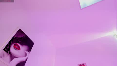 Snapshot of violeta_velvet_ chatting on 06-05-26, 01:06 online show from 06-05-26, 01:06