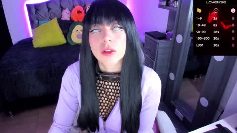 Violeta  Help me reach 150 thumbs up    online show from 02-06-25, 06:46