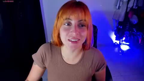 Violeta  Help me reach 150 thumbs up    online show from 06-30-26, 09:38
