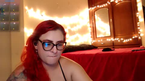 Snapshot of violetabitch chatting on 12-13-24, 08:51 Violetta Morningstar online show from 12-13-24, 08:51