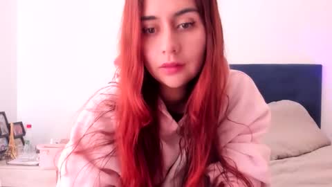 Sara Torres  online show from 10-05-25, 03:21