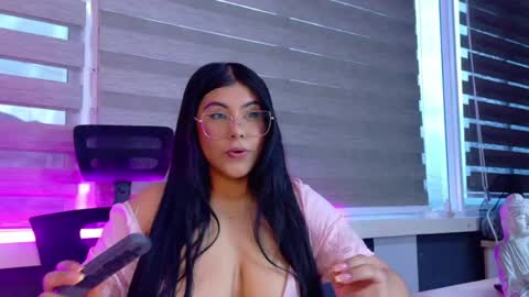 Violet online show from 05-06-26, 11:15