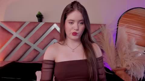 Snapshot of violetcollins_ chatting on 09-16-25, 08:10 Call me Violet online show from 09-16-25, 08:10