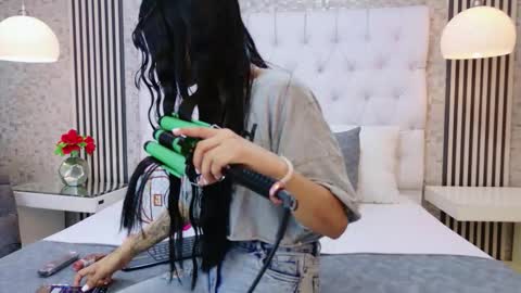 Violet Grace online show from 03-05-26, 12:12